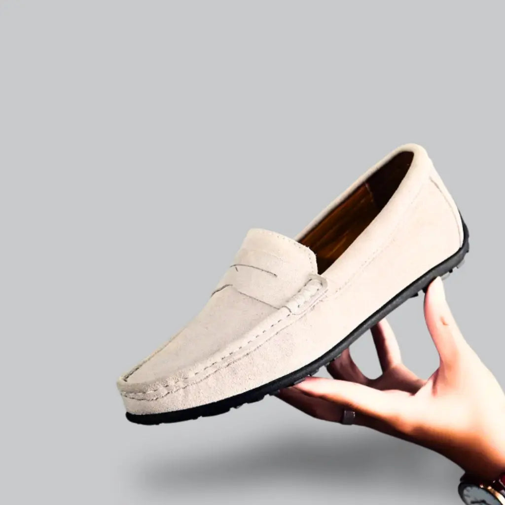 Luxury Slip On Loafers with Supple Leather and Cushioning