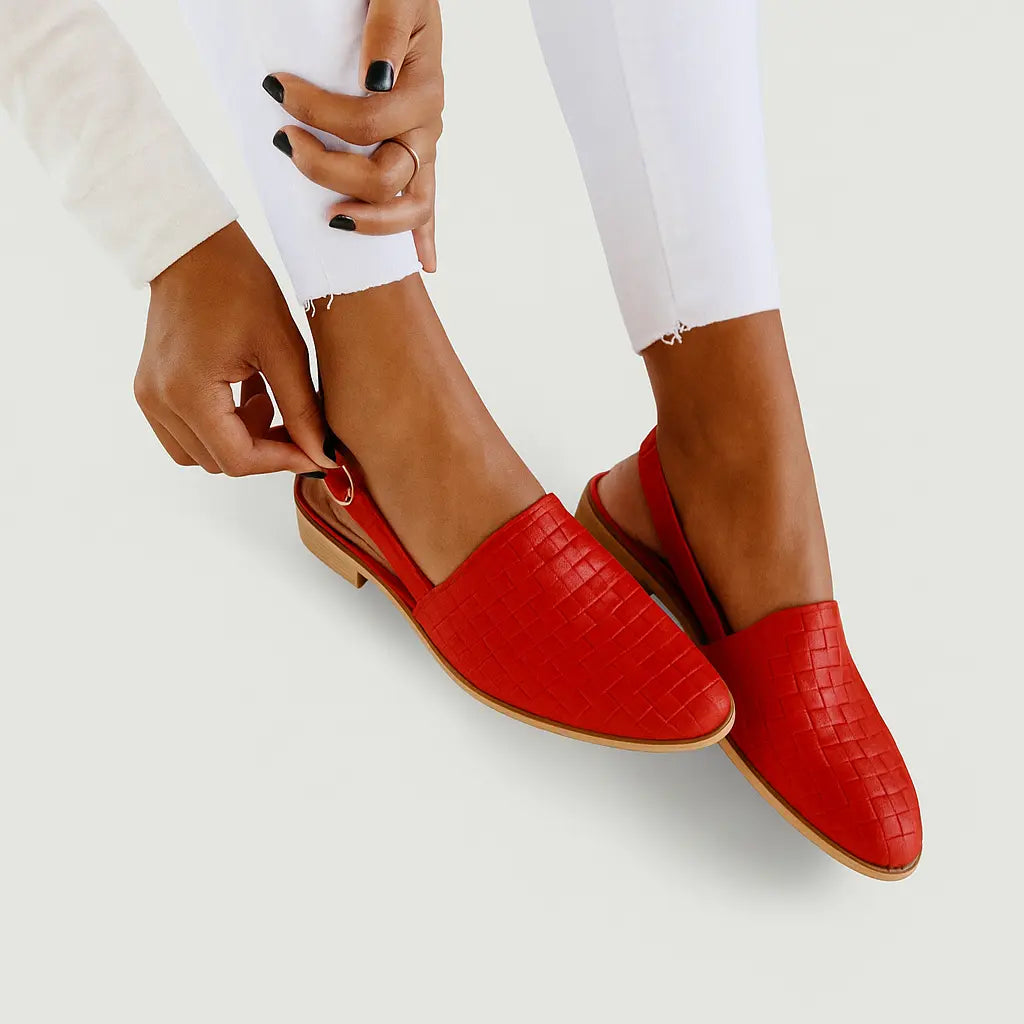 Soft Leather Slingback Flat Shoes for Daily Wear