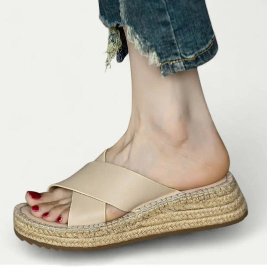 Soft Contoured Sandals for Women - Nocini