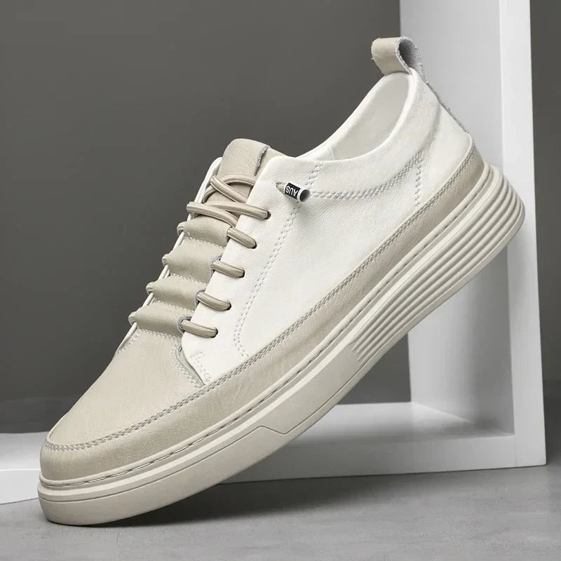 Classic Lace-Up Low Top Sneaker