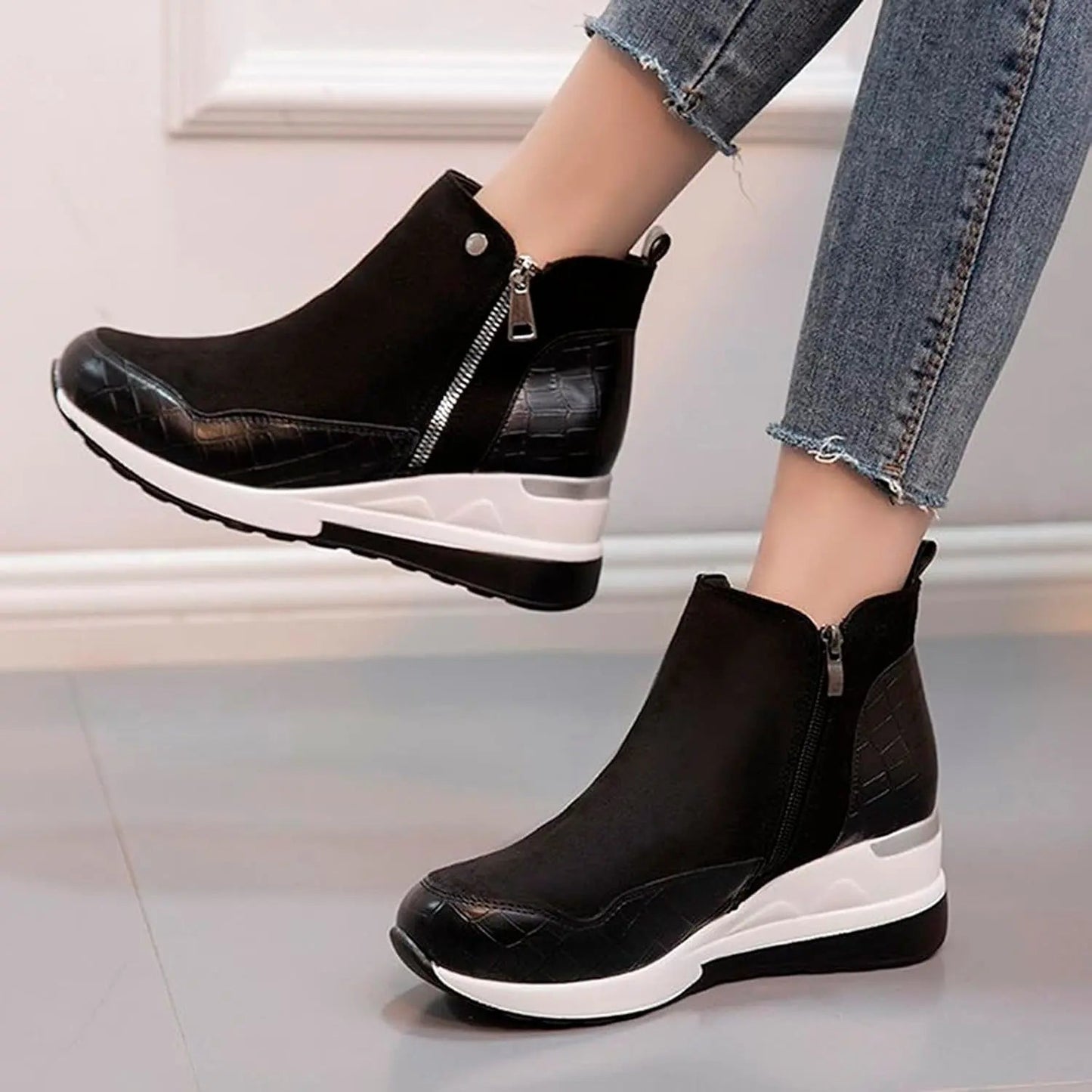 Comfortable High Heel Snow Boots for Women