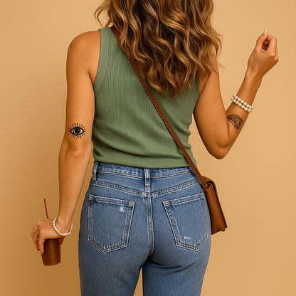 Airy U-neck tank top for women with a slim comfortable fit, suitable for summer days, casual outfits, and warm-weather outings.